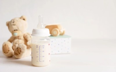 Mlečni put - od dohrane do prve kašice za bebe